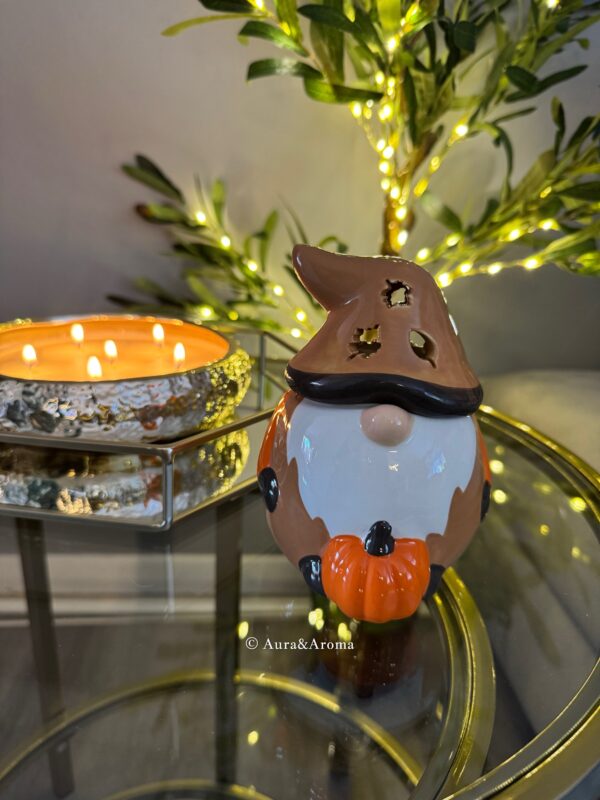 Autumn Gnome Wax Burner – Cozy Ceramic Pumpkin Candle & Wax Melt Warmer | Fall Home Décor, Halloween Accent, and Aromatherapy Gift Idea 🎃🕯️